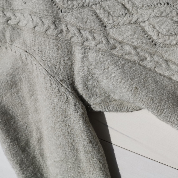 60% wool 20% cashmere Bundle 2 sweaters small - Picture 2 of 8